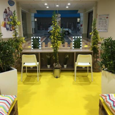 Area trucco per Festa della donna